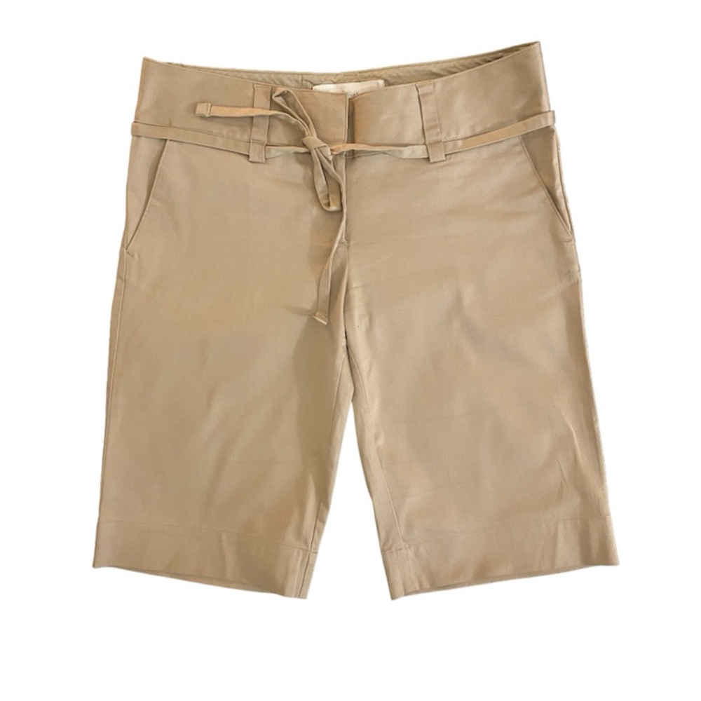NWOT Khaki Women’s Bermuda Shorts
